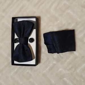 Bow tie set